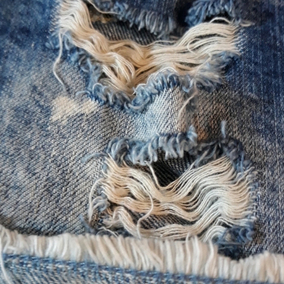 Garage distressed overall shorts - Picture 9 of 16